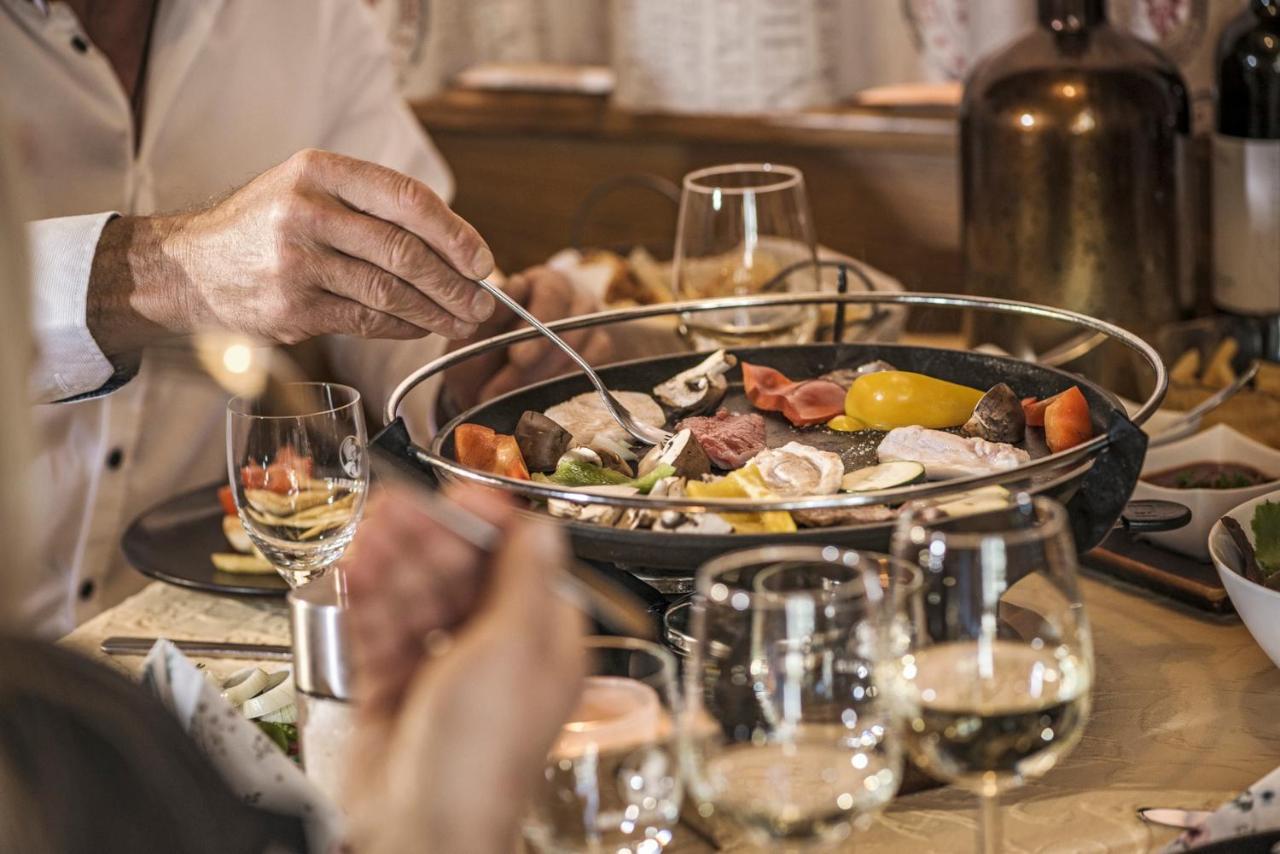 Cafe Pension Koller Hotel Brixen im Thale Bagian luar foto