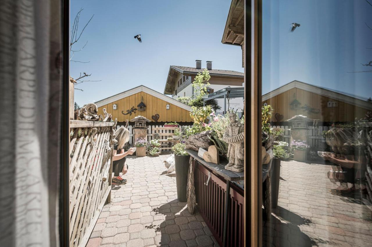 Cafe Pension Koller Brixen im Thale Bagian luar foto