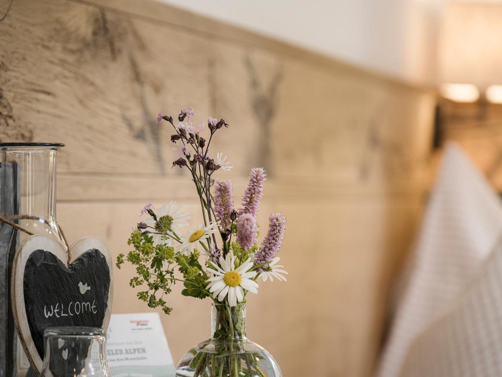 Cafe Pension Koller Brixen im Thale Bagian luar foto