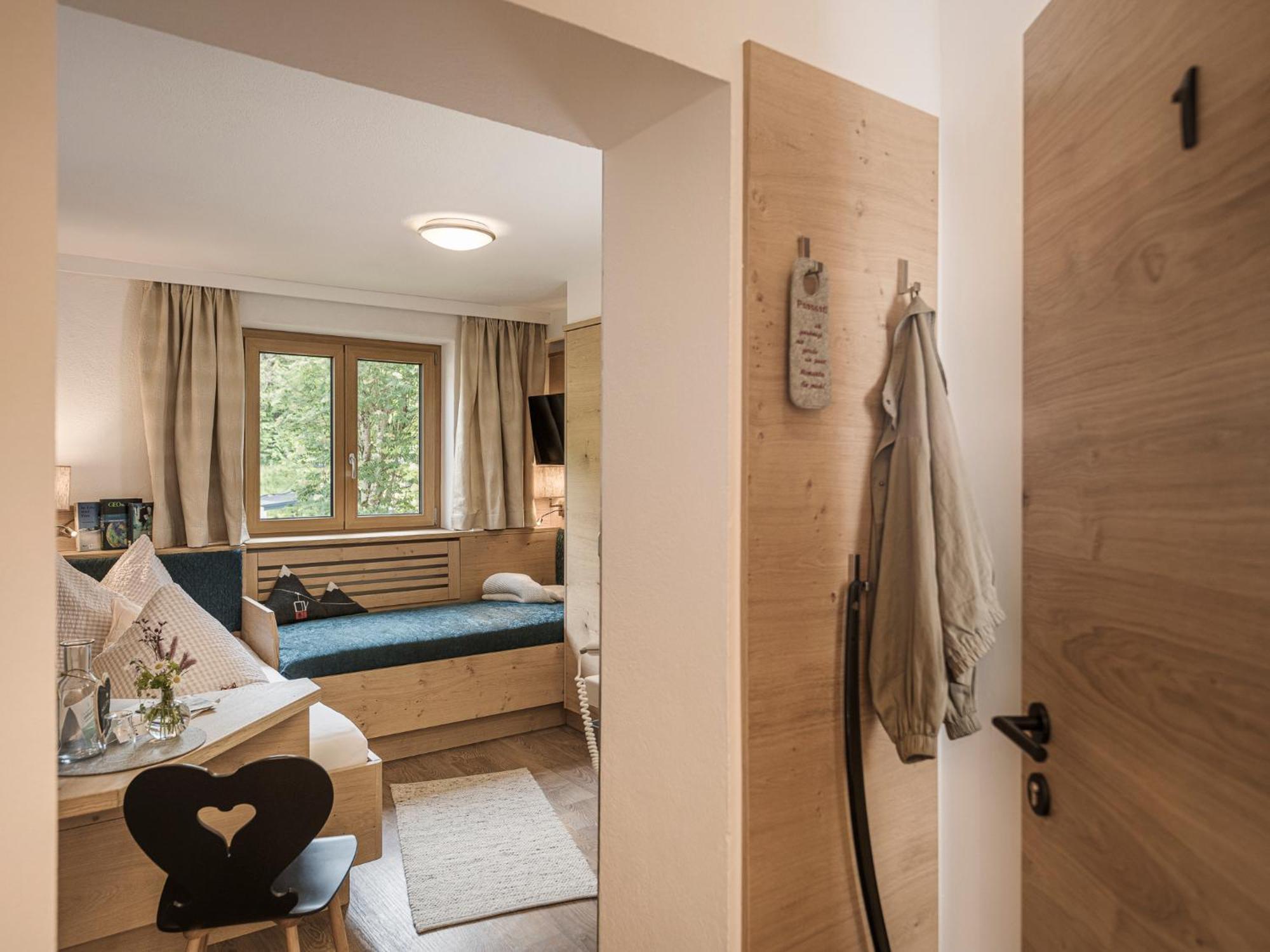 Cafe Pension Koller Brixen im Thale Bagian luar foto