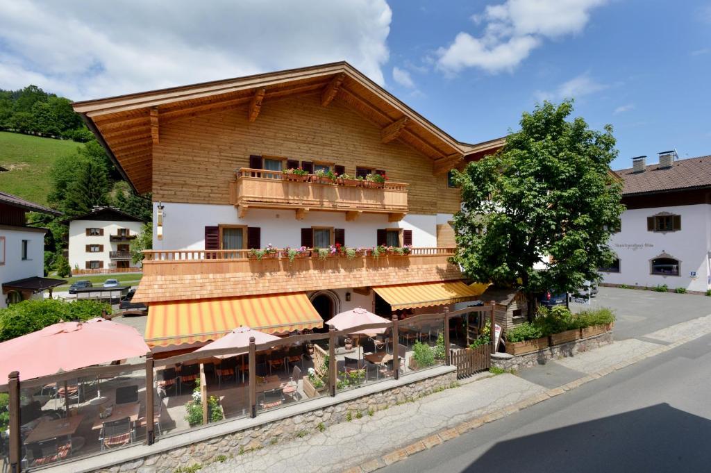 Cafe Pension Koller Brixen im Thale Bagian luar foto